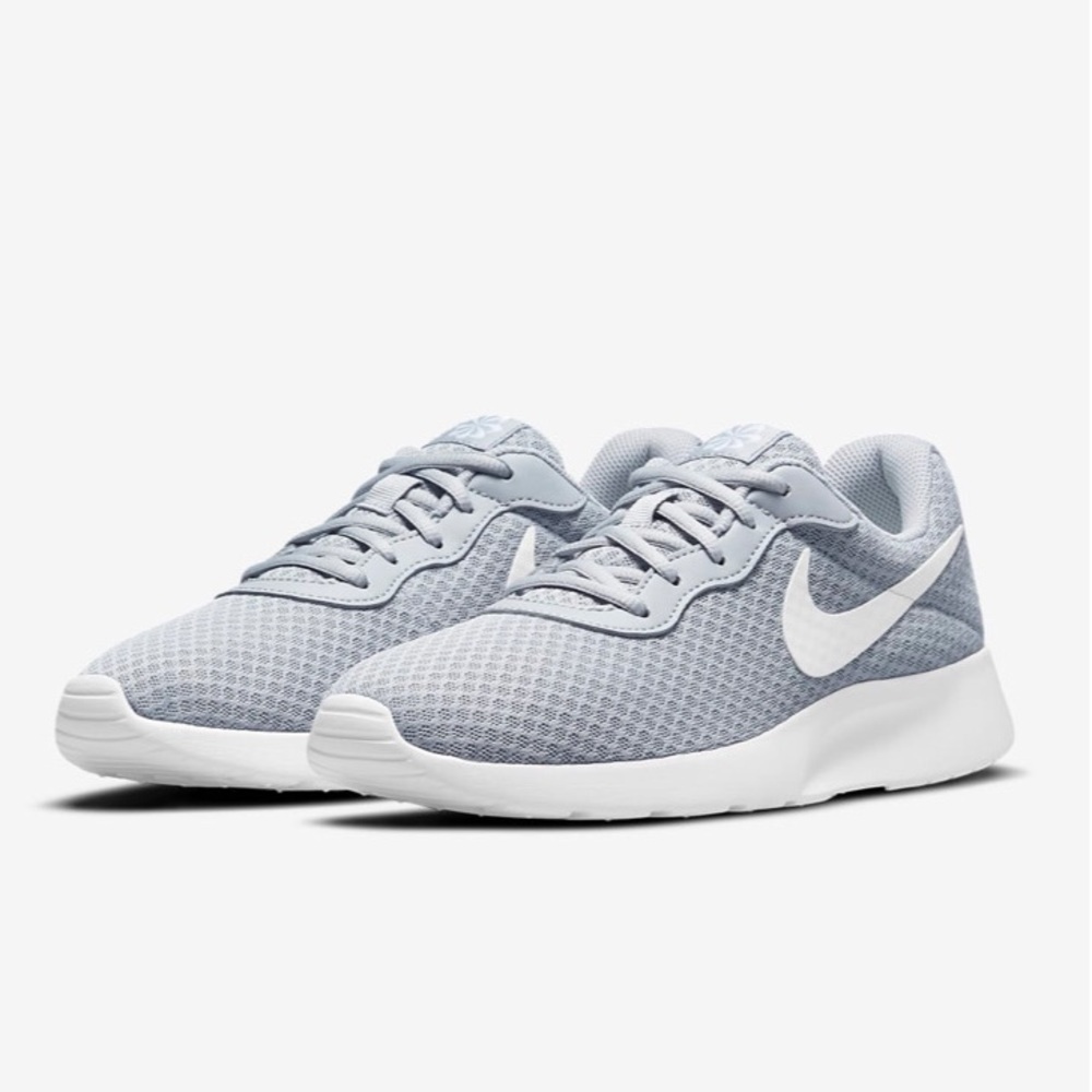 ***Mint Condition**** Nike Tanjun Women Size 7